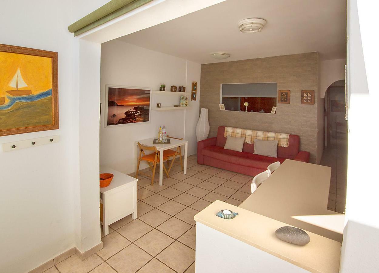 Casa Maralba Famara Apartment ภายนอก รูปภาพ