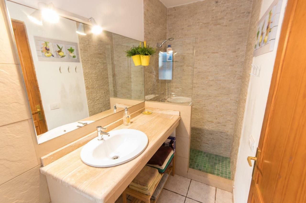 Casa Maralba Famara Apartment ภายนอก รูปภาพ